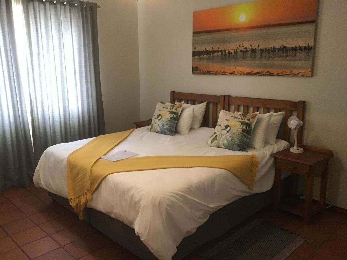 Rocky Shore Guesthouse Swakopmund Buitenkant foto