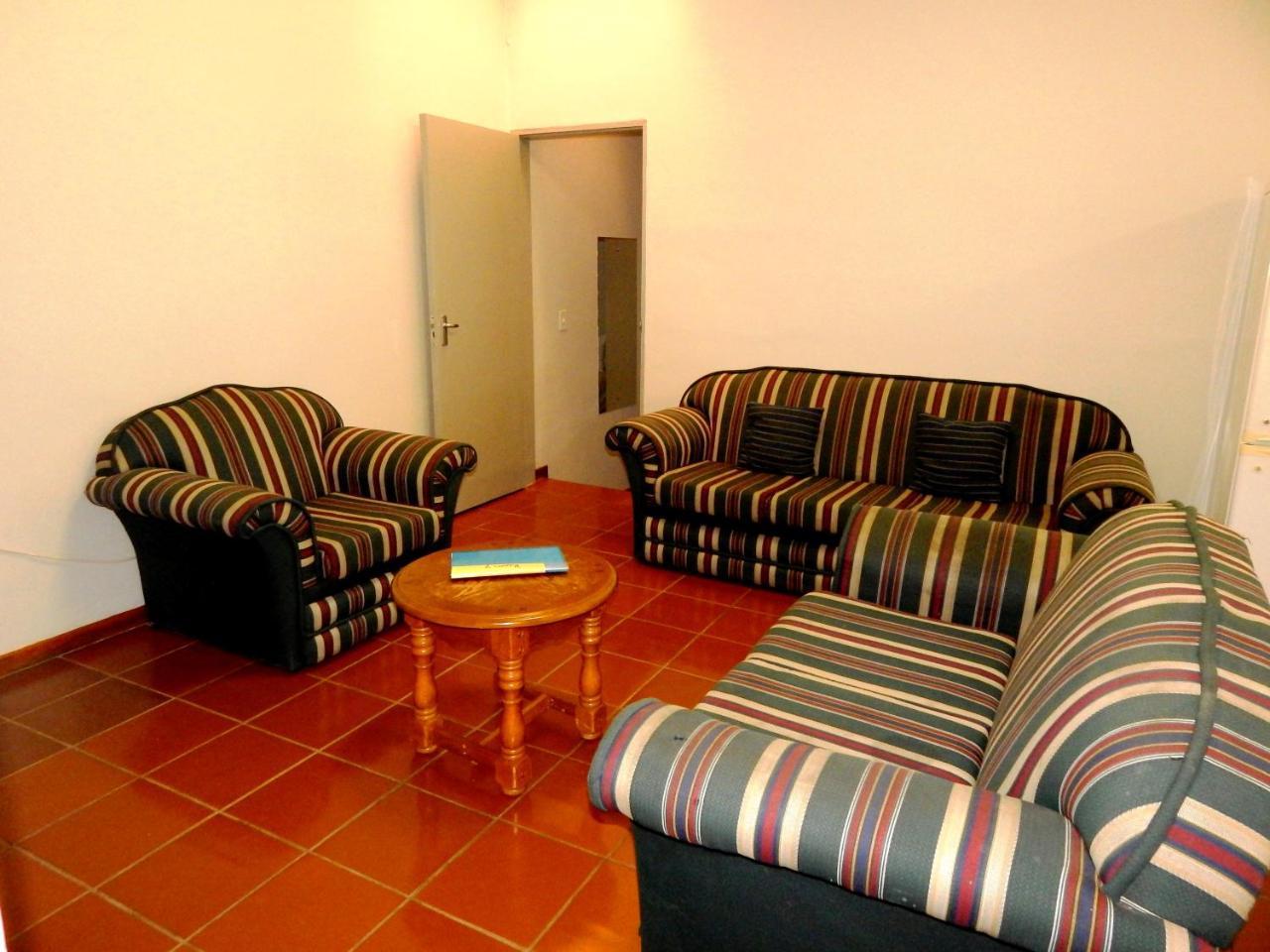 Rocky Shore Guesthouse Swakopmund Buitenkant foto