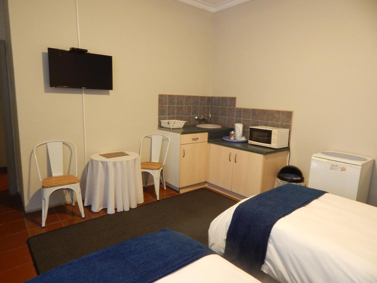 Rocky Shore Guesthouse Swakopmund Buitenkant foto