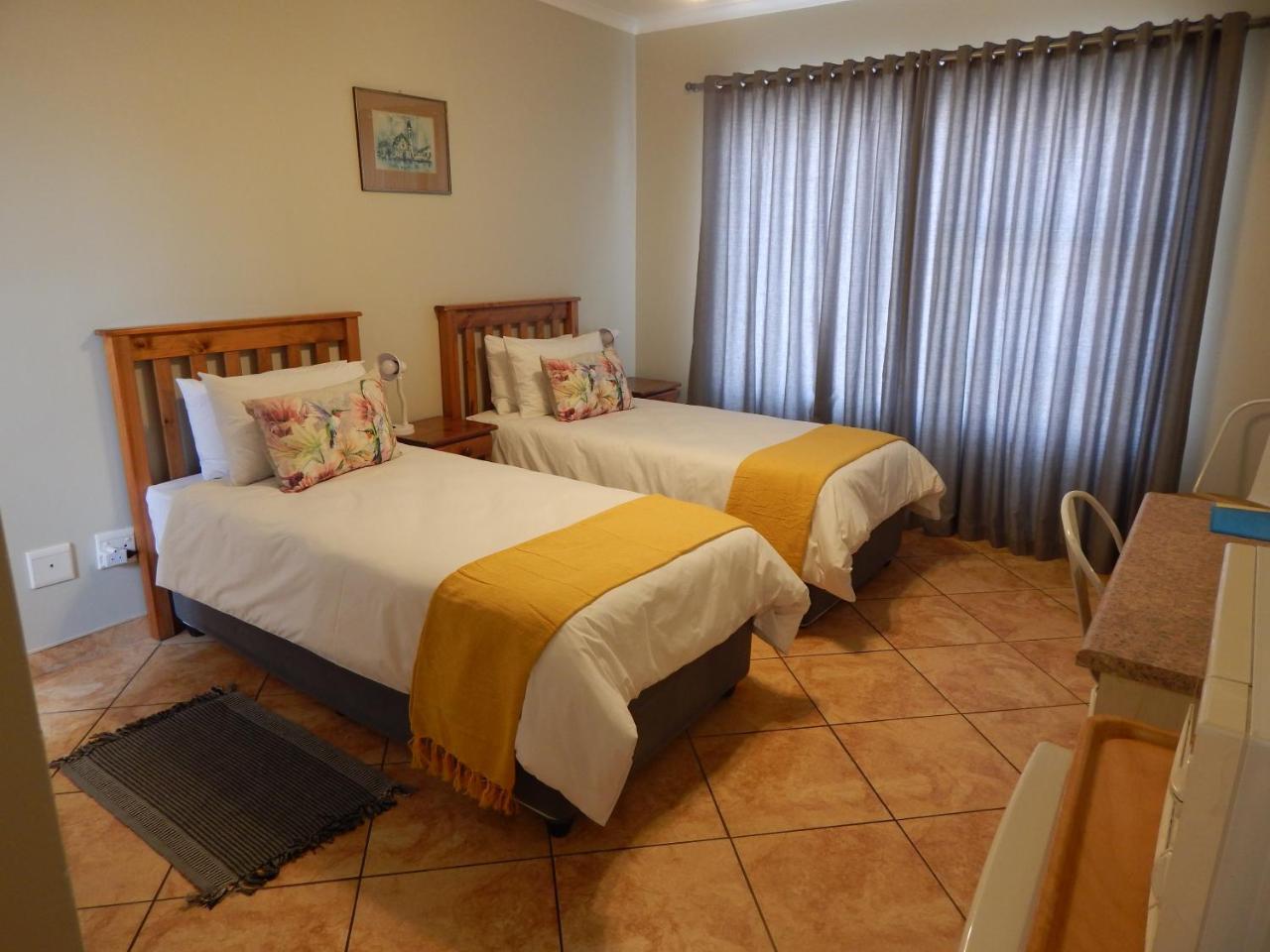 Rocky Shore Guesthouse Swakopmund Buitenkant foto