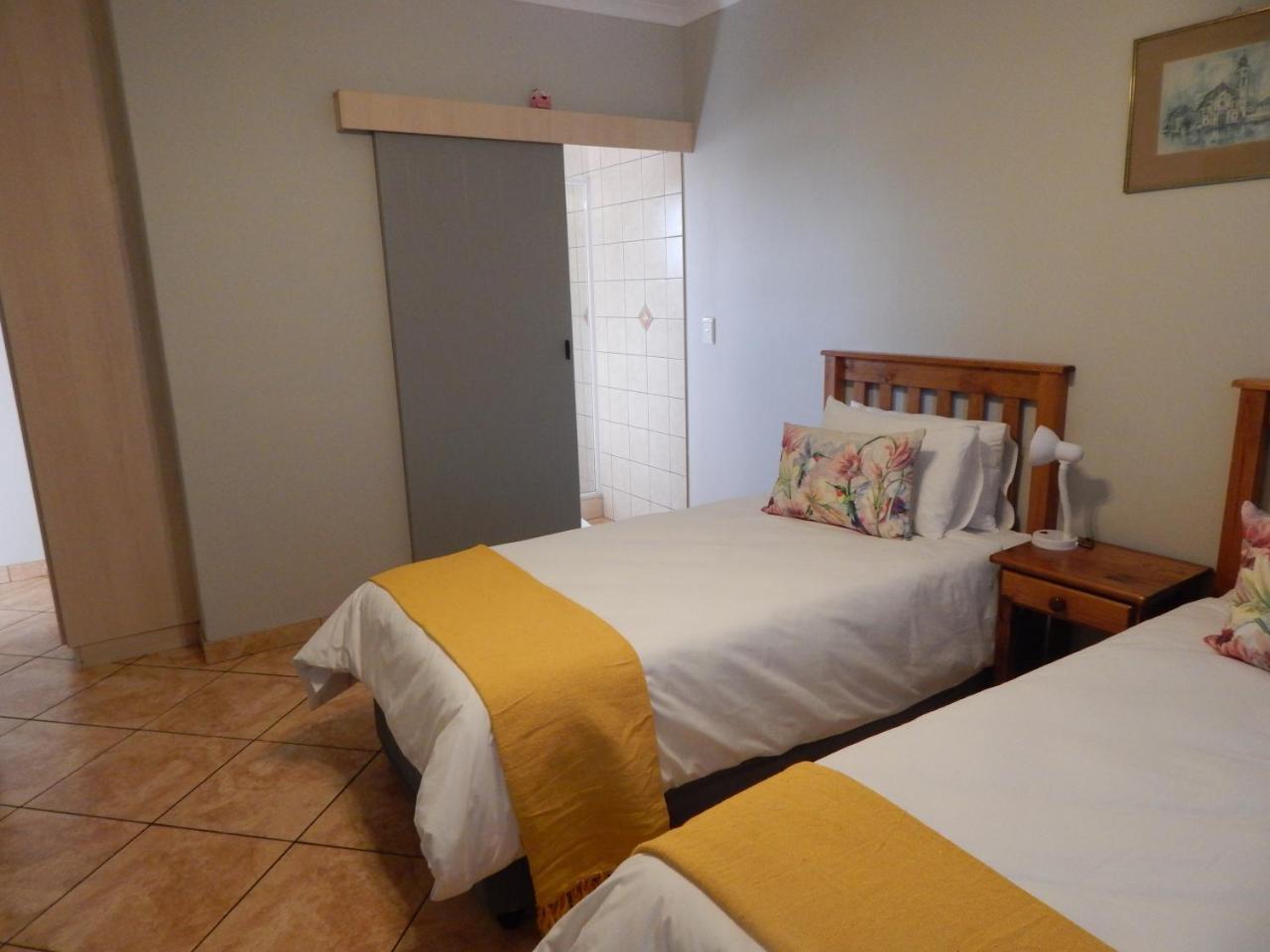 Rocky Shore Guesthouse Swakopmund Buitenkant foto